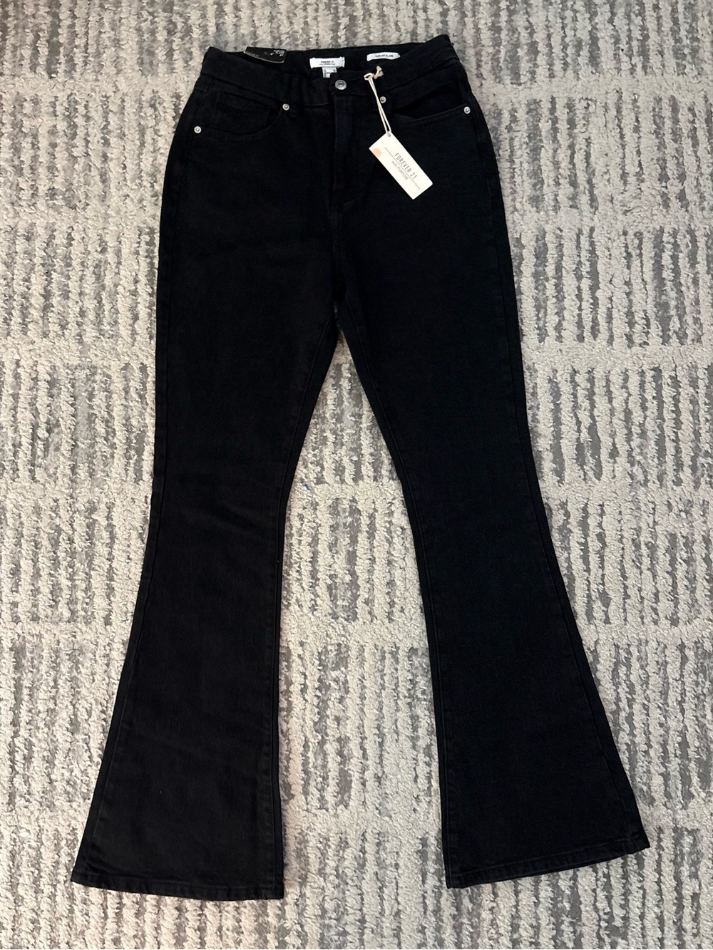 NWT Forever 21 curved flare black flattering sexy jeans pants size 27